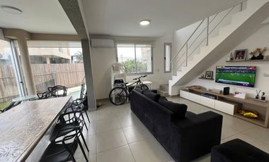 Casa en Círculo Hebreo