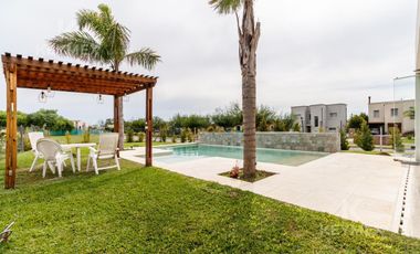 Casa en   venta Santa Elena Pilar