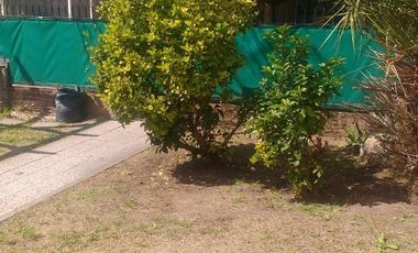 Casa en venta - 2 Dormitorios 3 Baños - 300Mts2 - Ituzaingó