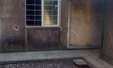 Casa en venta - 2 Dormitorios 3 Baños - 300Mts2 - Ituzaingó