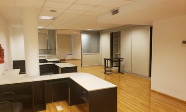 Alquiler de oficina de 120 m2 en Beccar