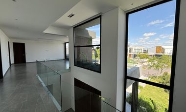 Casa en  Venta y Alquiler  en Marinas Puertos, Escobar