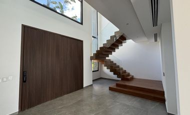 Casa en  Venta y Alquiler  en Marinas Puertos, Escobar