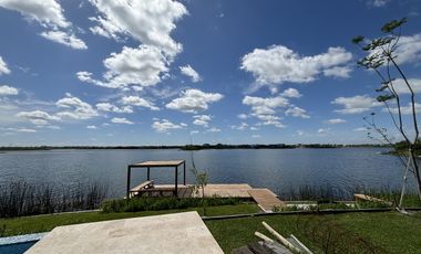 Casa en  Venta y Alquiler  en Marinas Puertos, Escobar