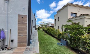 Casa en una planta en Lagos de Canning
