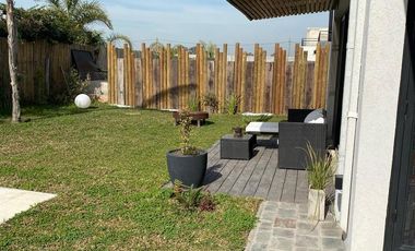 Casa en una planta en Lagos de Canning
