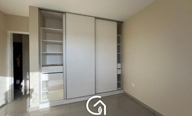 PH en Venta de Dos Dormitorios en Prima Terra