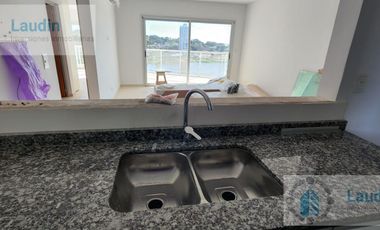 Departamento en  venta sobre Av costanera Posadas