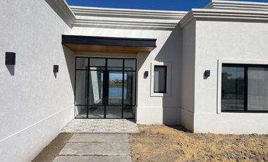 VENTA casa a la LAGUNA en San Sebastian AREA (8)