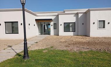 VENTA casa a la LAGUNA en San Sebastian AREA (8)