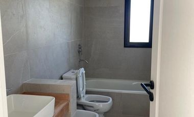VENTA casa a la LAGUNA en San Sebastian AREA (8)