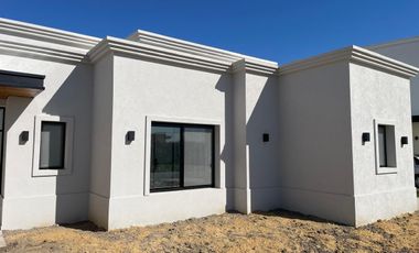 VENTA casa a la LAGUNA en San Sebastian AREA (8)