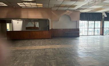 SE VENDE PLAZA COMERCIAL EN EL CENTRO DE APTIZAPAN