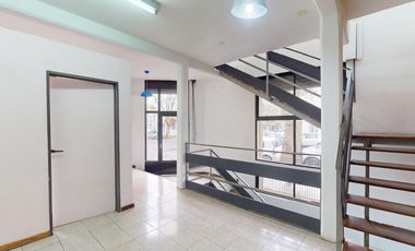 57 esq. 15 La Plata - Local en VENTA de 150 m² distribuidos en 3 niveles