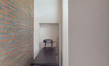 57 esq. 15 La Plata - Local en VENTA de 150 m² distribuidos en 3 niveles