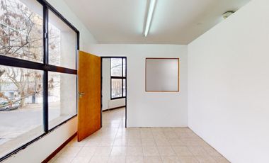57 esq. 15 La Plata - Local en VENTA de 150 m² distribuidos en 3 niveles