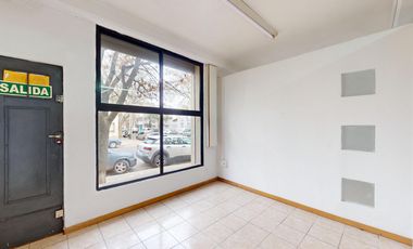 57 esq. 15 La Plata - Local en VENTA de 150 m² distribuidos en 3 niveles