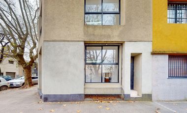 57 esq. 15 La Plata - Local en VENTA de 150 m² distribuidos en 3 niveles