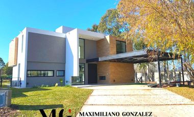 Casa en venta y alquiler, 4 ambientes. Terralagos, Canning.