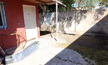 VENTA Casa APTO CREDITO Ideal 2 familias 6 Ambientes Cochera, Patio. Ezpeleta