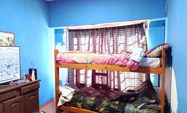 VENTA Casa APTO CREDITO Ideal 2 familias 6 Ambientes Cochera, Patio. Ezpeleta