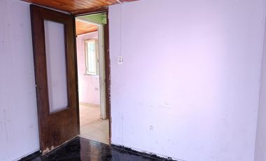 VENTA Casa APTO CREDITO Ideal 2 familias 6 Ambientes Cochera, Patio. Ezpeleta