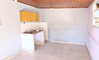 VENTA Casa APTO CREDITO Ideal 2 familias 6 Ambientes Cochera, Patio. Ezpeleta