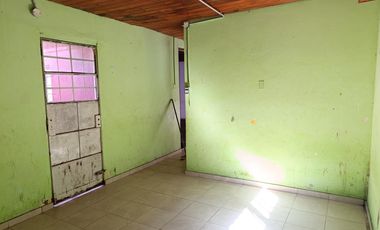 VENTA Casa APTO CREDITO Ideal 2 familias 6 Ambientes Cochera, Patio. Ezpeleta