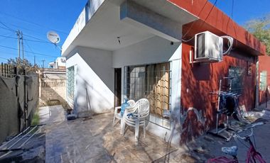 VENTA Casa APTO CREDITO Ideal 2 familias 6 Ambientes Cochera, Patio. Ezpeleta