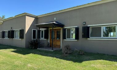 Casa  en  venta en una planta ESTANCIA LAS LILAS,  LUJAN