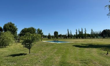 Casa  en  venta en una planta ESTANCIA LAS LILAS,  LUJAN