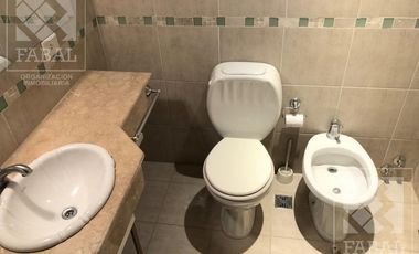 Departamento venta centro, 3 dormitorios (suite), 3 baños, cochera, baulera y SUM con parrilla