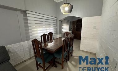 Casa 3 ambientes reciclada, a pasos 12 de Octubre