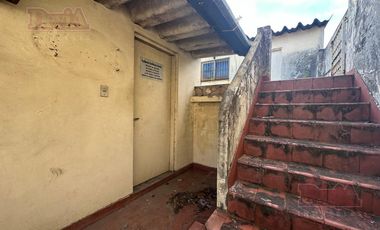 Venta - Casa a Refaccionar - Almirante O'connor 100 - Ramos Mejia