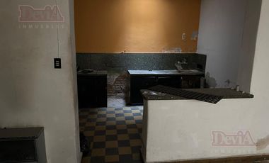 Venta - Casa a Refaccionar - Almirante O'connor 100 - Ramos Mejia