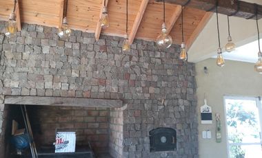 Casa en venta - 2 Dormitorios 2 Baños - Cochera - 684Mts2 - Florencio Varela