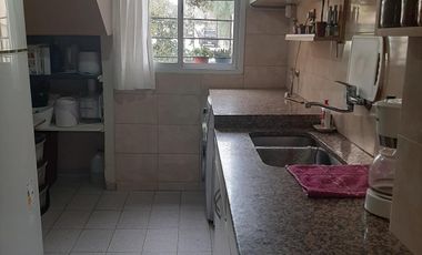 Casa en venta, barrio Gregorio Álvarez