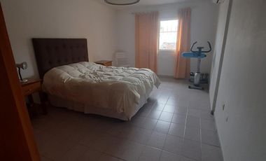 Casa en venta, barrio Gregorio Álvarez