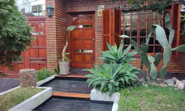 Casa  5 Ambientes   Villa Ballester