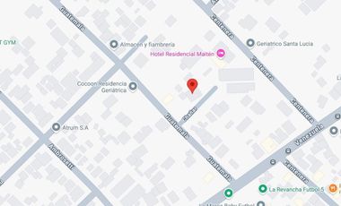 Casa en venta - 3 Dormitorios 1 Baño - 420Mts2 - Villa Luzuriaga