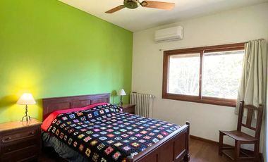 CASA 5 AMBIENTES EN VENTA, BARRIO PRIVADO LOMA ESCONDIDA, LUJAN