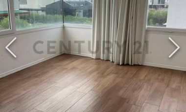Casa en  barrio Acacias Puertos del Lago - alquiler temporario - 570 lote y 220 cubiertos