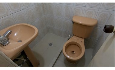 Arriendo Casa-local Girardot con la Playa centro Medellín