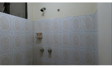 Arriendo Casa-local Girardot con la Playa centro Medellín