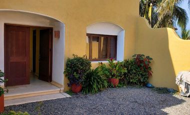 Casa en Venta en Playa Blanca, Zihuatanejo, Gro, México