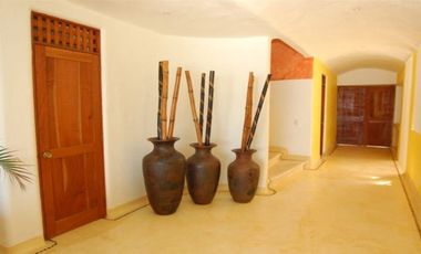 Casa en Venta en Playa Blanca, Zihuatanejo, Gro, México