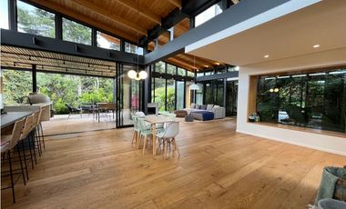 Casa en Arriendo en Envigado