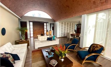 Hermosa casa en San Simón !!!