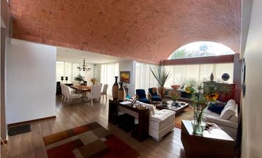 Hermosa casa en San Simón !!!