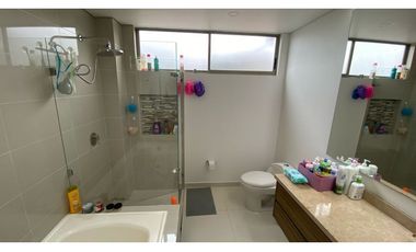 Hermosa casa en San Simón !!!